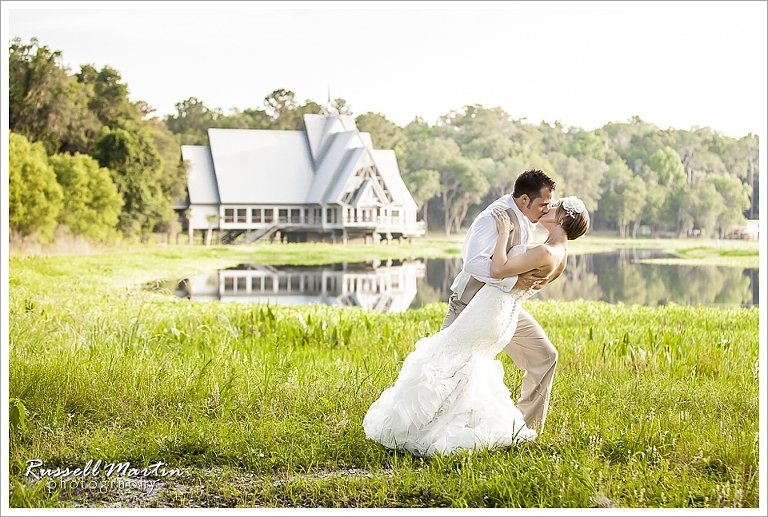 Camp Weed Reception, Wedding Photography, Dip, Kiss